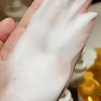 洁面泡沫